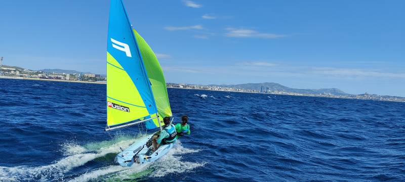 Naviguer en dériveur et catamaran à Marseille